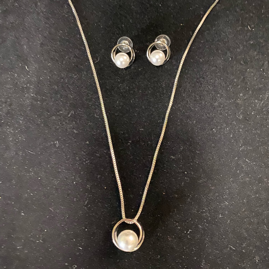 Silver And White Pearl Necklace